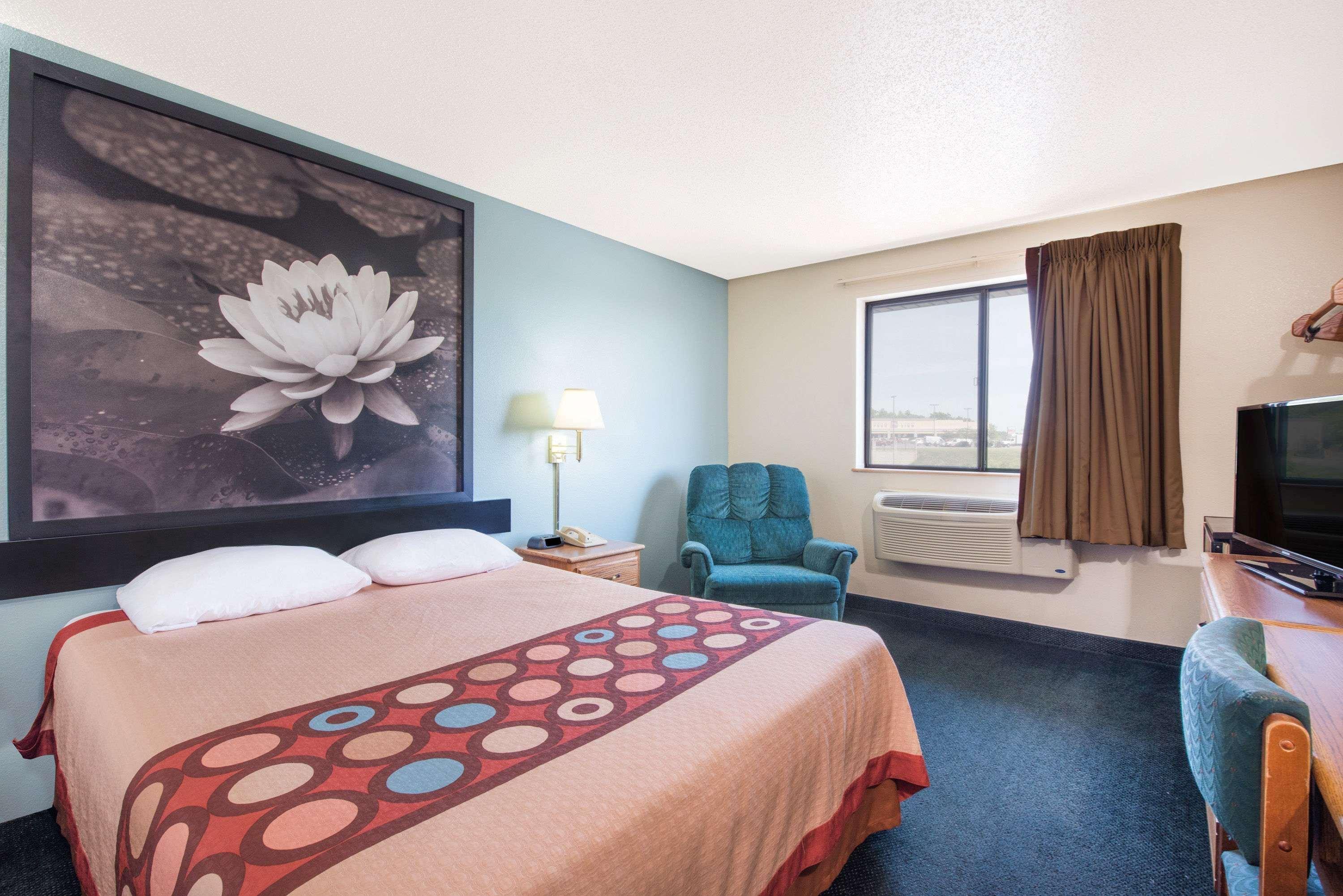 Super 8 By Wyndham Thurmont Exterior photo